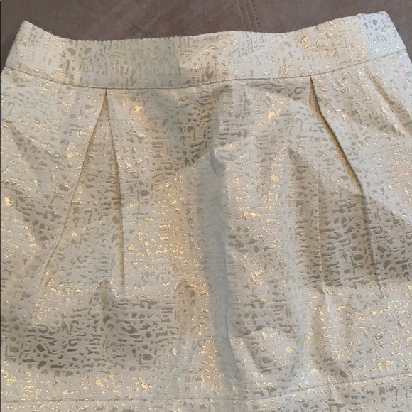 Gold flecks on cream colored skirt, fully lined - Picture 3 of 5